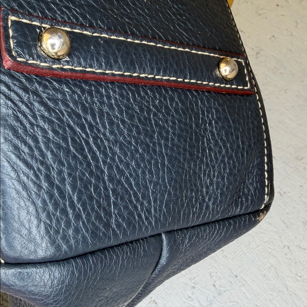 Dooney and Burke EUC black leather hobo style 1975 vintage 15 by 11 w 10 drop - Picture 5 of 11